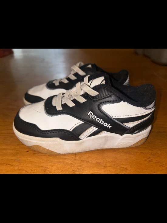 Reebok Other - Reebok Kids White and Black Low-Top Sneakers